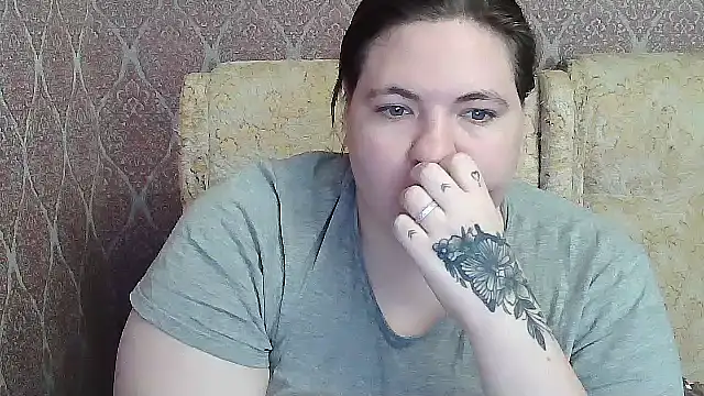 ElviraOreilllyX webcam