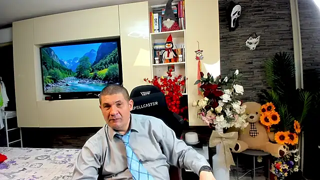 SpartacusDaddy48 webcam