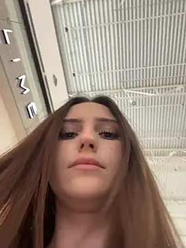 anitafly (Ask my age) - I pinch my nipples