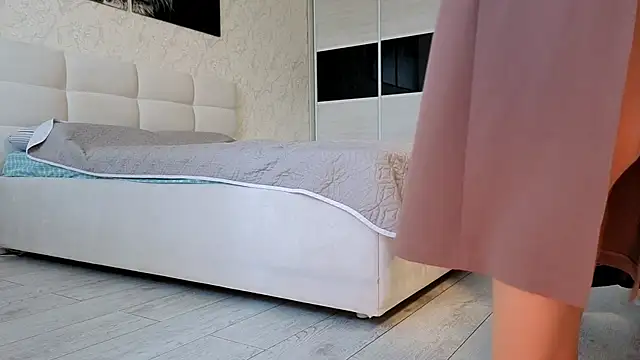 __magic (Ask my age) - Pull the pussy with your fingers
