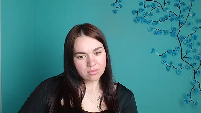 Lola_Saymyname webcam