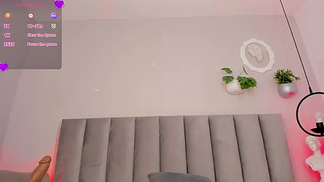 tina_curly (F young) - ButtPlug Me