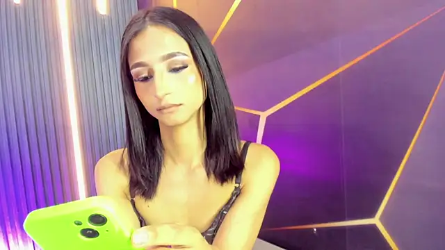 miss_isa_ (T teen) - deep blowjob