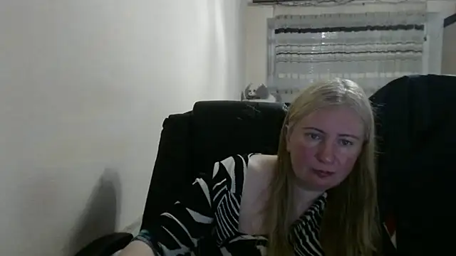 peterandjen (Ask my age) - Cum. Lush from 2 tkns.