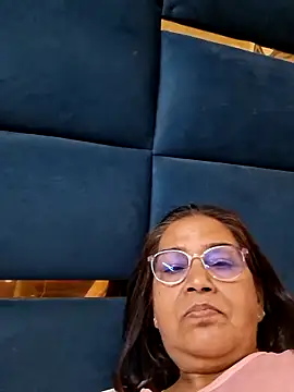 Shalini3456 webcam