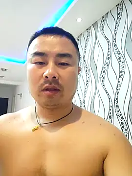 guozuo Live Webcam on Stripchat