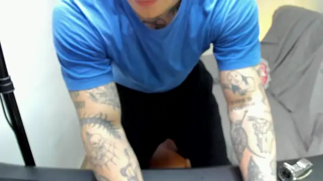 layneinchains webcam