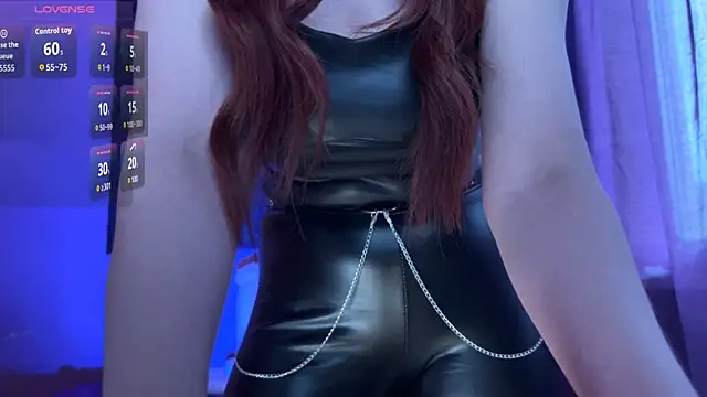 helena__femdom (F milf) - Exciting oiled ass show