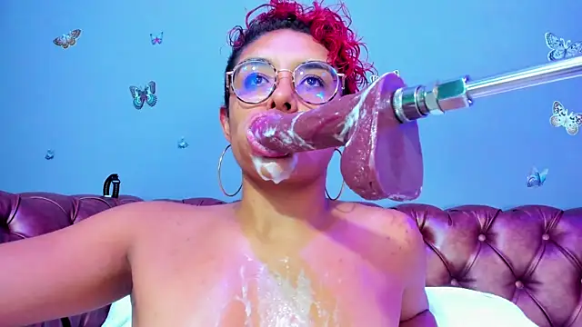 kaira_mosse (F young) - machine in the pussy + squirt