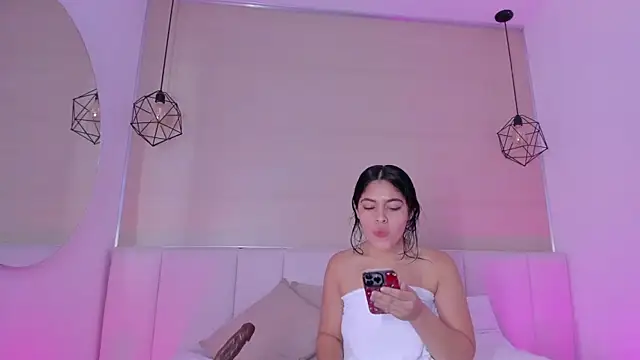 Haily_b webcam