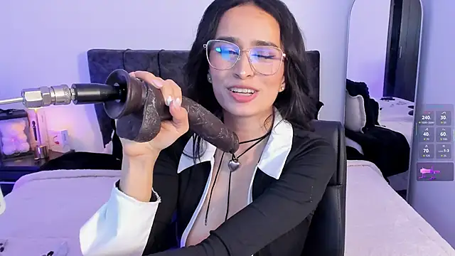 taylormaxwell (F young) - 🔥Take off all my clothes & oil show