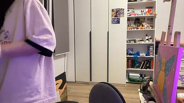 saintmari (F young) - cute feets play