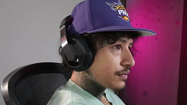 trieone (M young) - make my dick stiff! 🍆💋