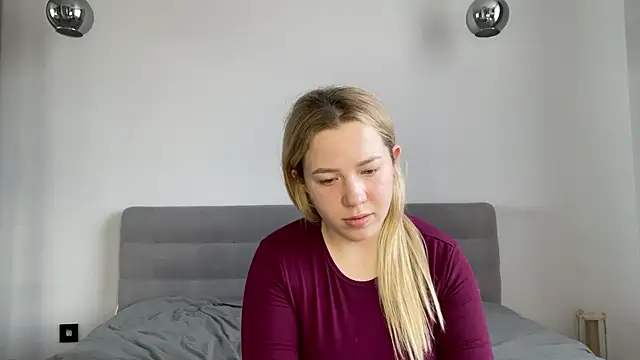 alyrasun - Alyrasun's free webcam - UK Sex Cams