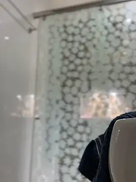 tamyjenkins1 (F young) - Riding dildo in the bathroom