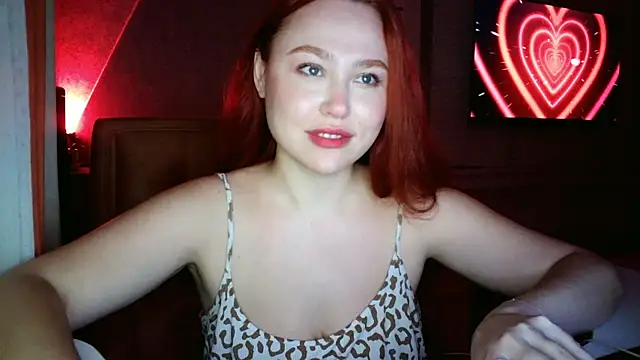 lolaamint_ (F young) - ✨ hot dance ✨