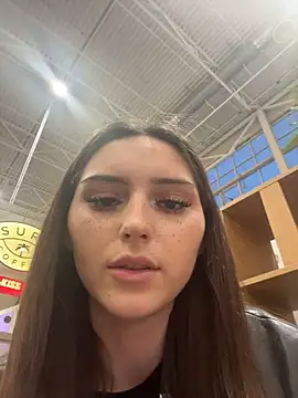 anitafly (Ask my age) - I pinch my nipples