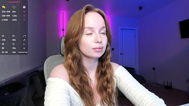 bunnyshinex (F young) - Boobies tease