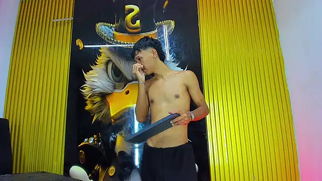 Guys_Latino_Hot webcam