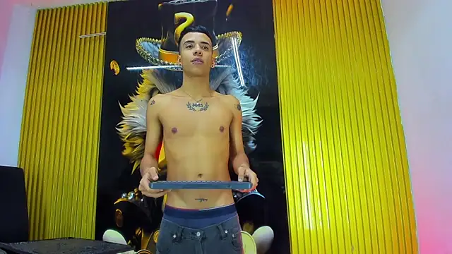 Guys_Latino_Hot webcam