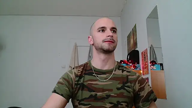 oskarbreno (M young) - Show cock🍆😈
