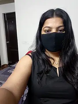 Webcam Model (Sassy_sabrina15)  is live.Free join now!