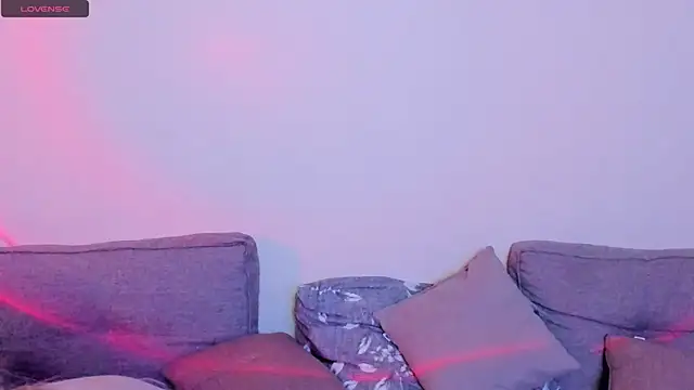 PorcelainBun webcam
