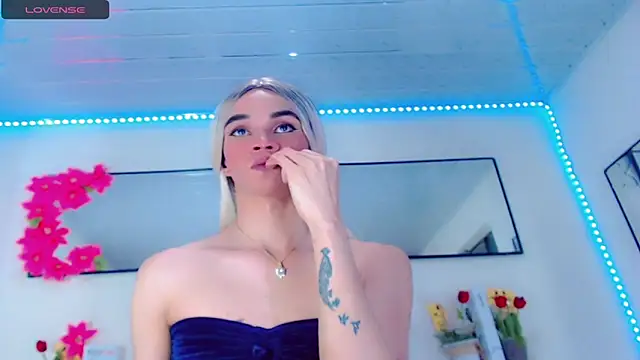 Karla_hot777 webcam