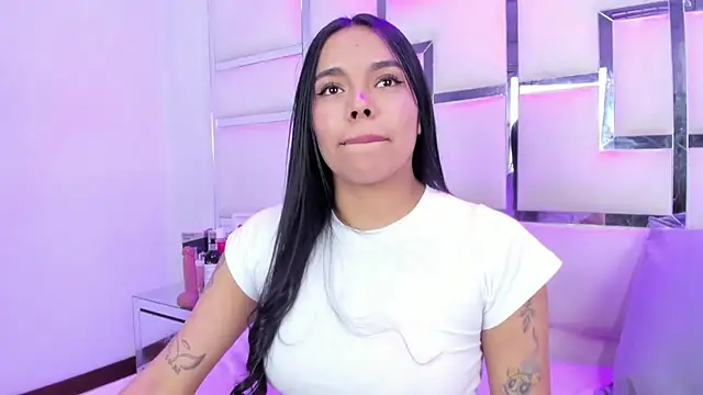 ZoeWan69 webcam