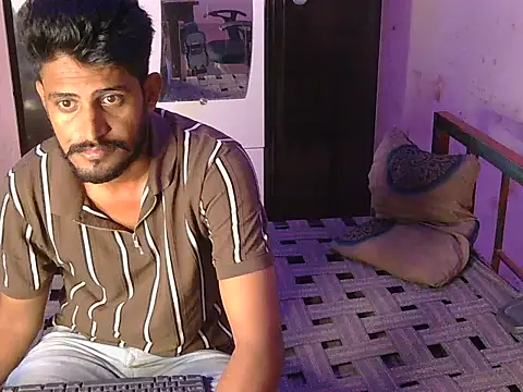 HotXKrish webcam