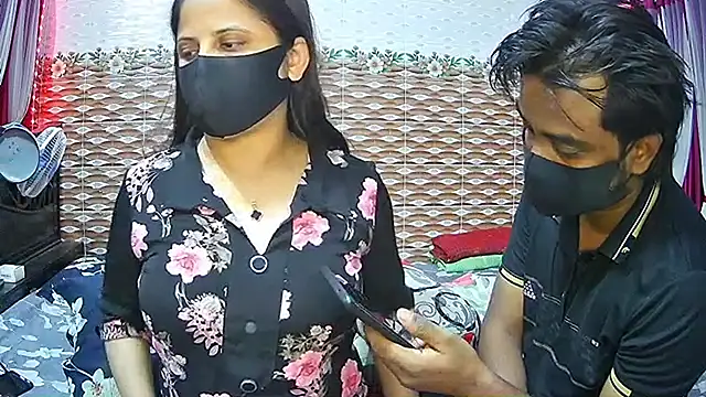 Younger_Couples