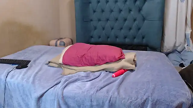 ChubbyBustyX webcam