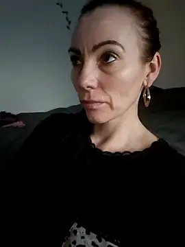 milflovelyxxx webcam