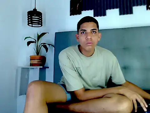 Lukaz_Caballero webcam