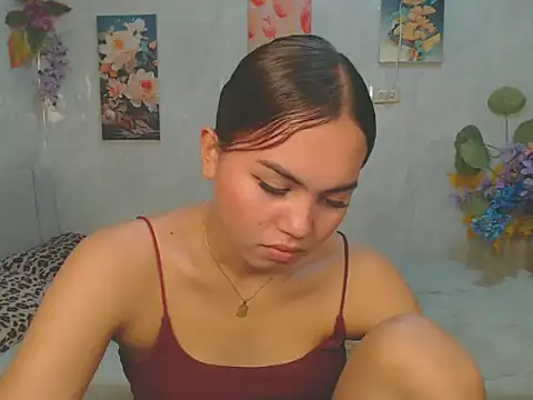 ur_asiankat webcam