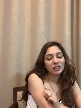 lilywant - Lilywant's free webcam - UK Sex Cams