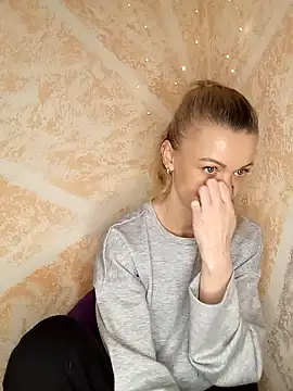 nitaxsky - NitaXSky's free webcam - UK Sex Cams