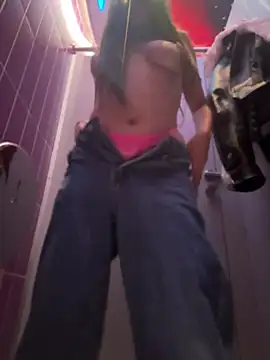 luna__blaze (F teen) - show my big boobs in fitting room