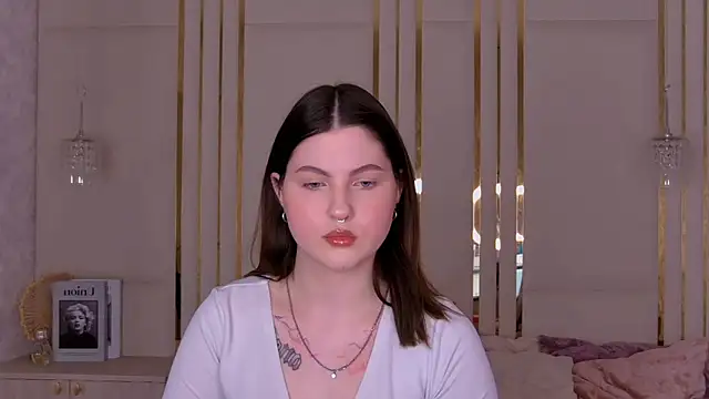 IvySimmons webcam