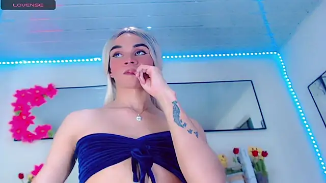 Modèle: Karla_hot777