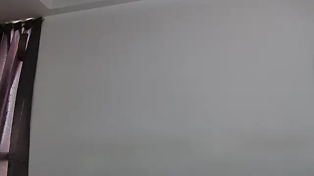 Sharickleon11 webcam