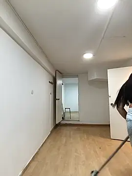 MissNyraSecret webcam