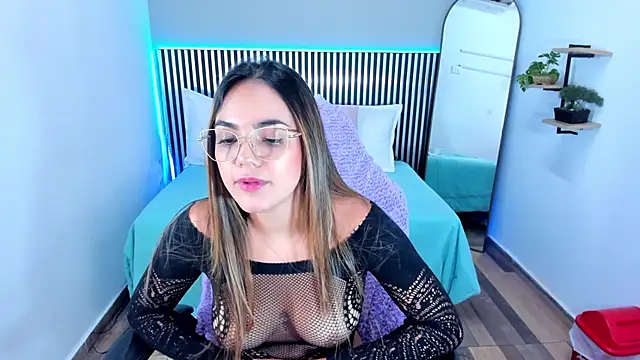 Stacey_white_ webcam