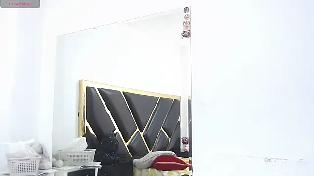NoahJhonson69 webcam
