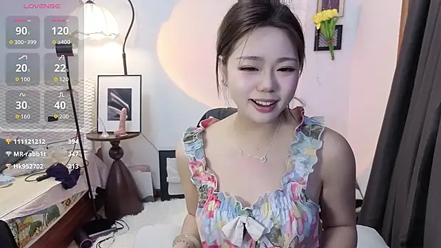 dahlia95 (F teen) - 乳交假阳具