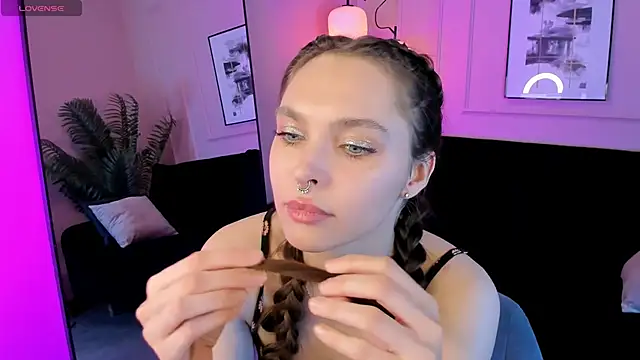 ChloeSunny live sex cam