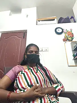 Webcam Model (Tamil_Yalini12)  is live.Free join now!