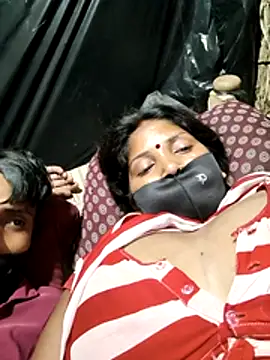 indiandesicouple155 (G young) - Full body romance mukh men pani nikalna
