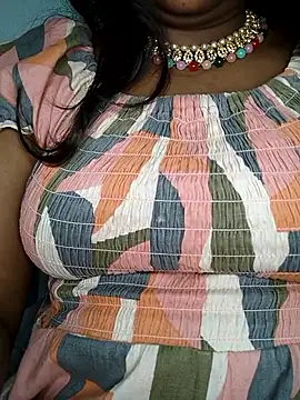 Webcam Model (MISS_MADHURIBABY)  is live.Free join now!