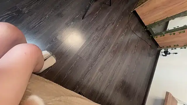 Catrinee Live Webcam on Stripchat